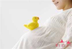 中国供卵试管2021，新生宝宝发热怎么办？